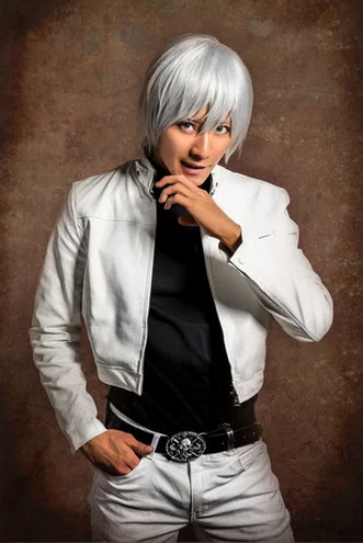 Hiroki Ino como Zapp Renfro